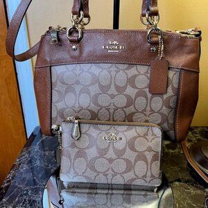 COACH, EUC MINI BROOKE SIGNATURE CARRYALL BAG WITH MATCHING WALLET